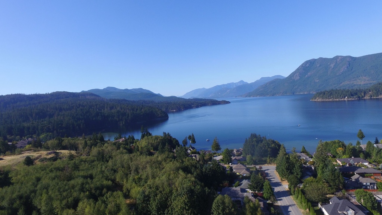 Photo of Others in West Porpoise Bay