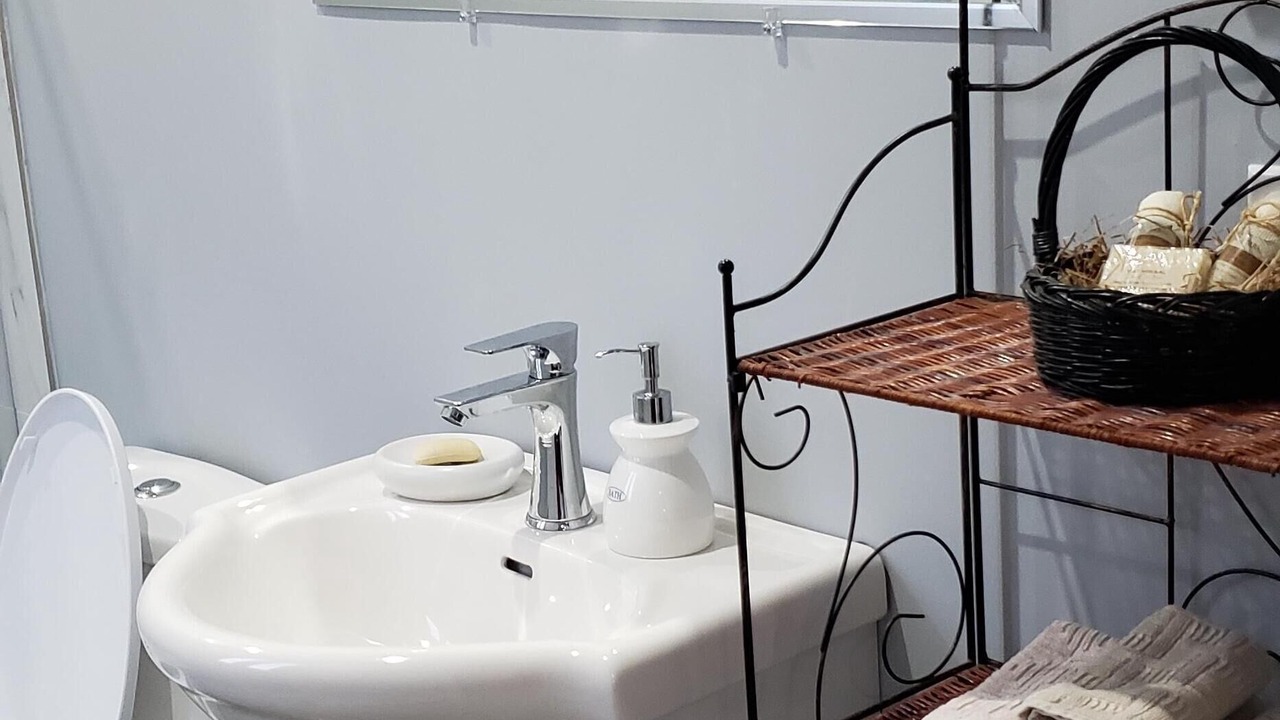 Photo of Bathroom in West Porpoise Bay