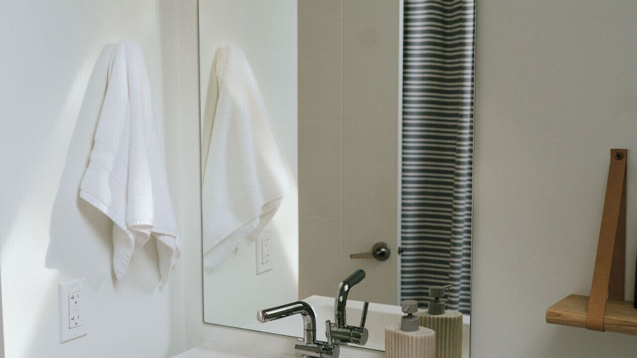 Photo of Bathroom in Queens Square