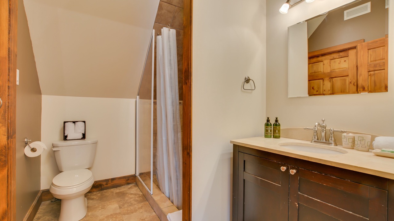Photo of Bathroom in Lac Superieur Village