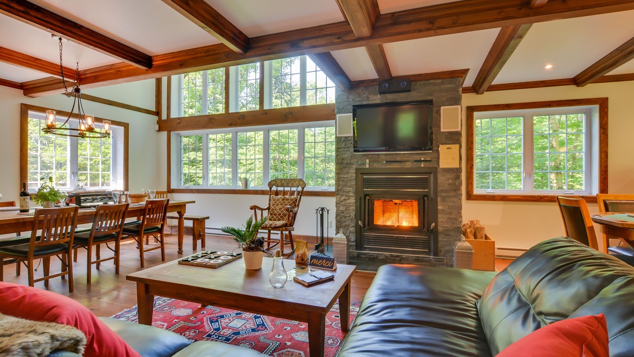 Photo of Livingroom in Lac Superieur Village