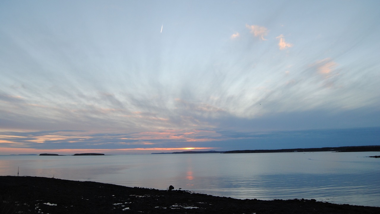 Photo of Others in Maces Bay