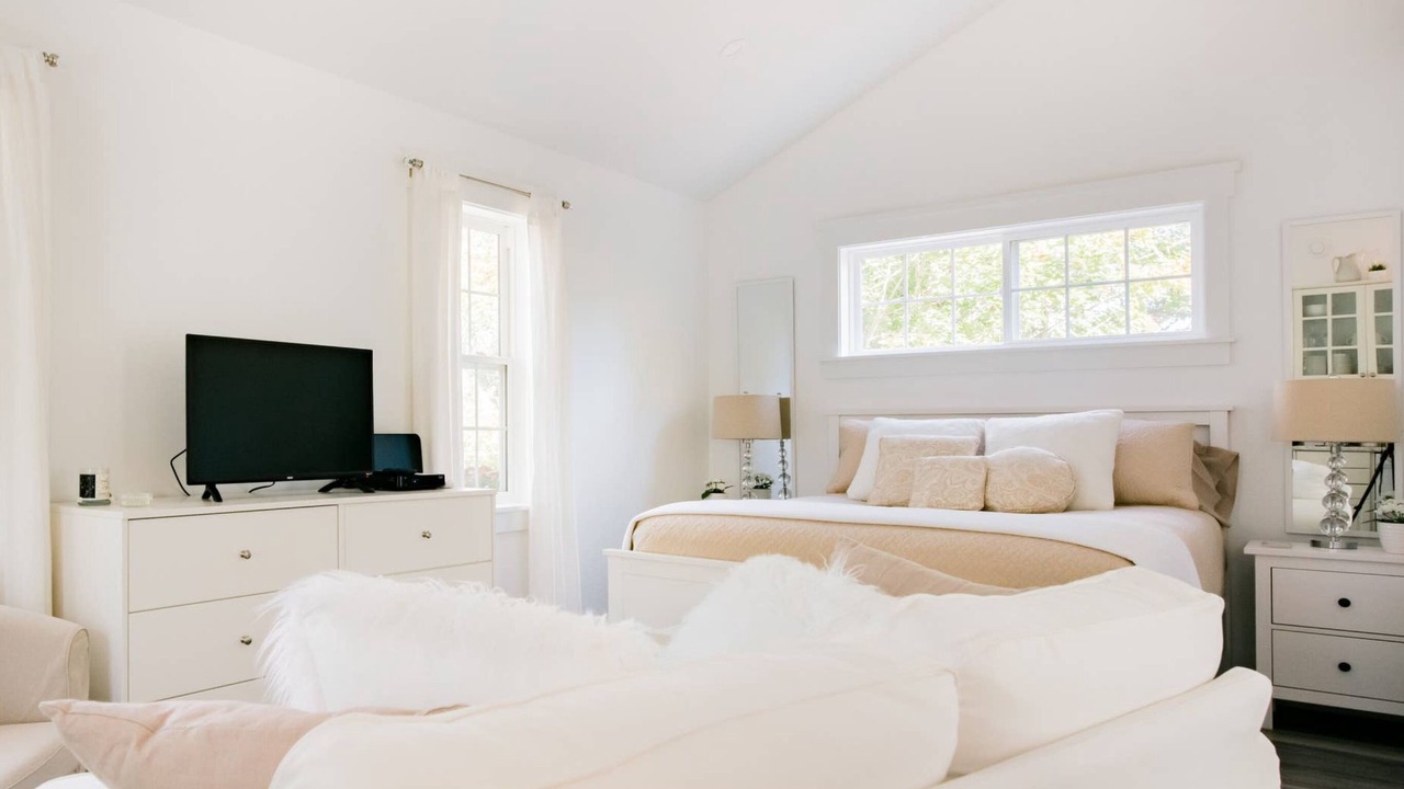 Photo of Bedroom in Mahone Bay