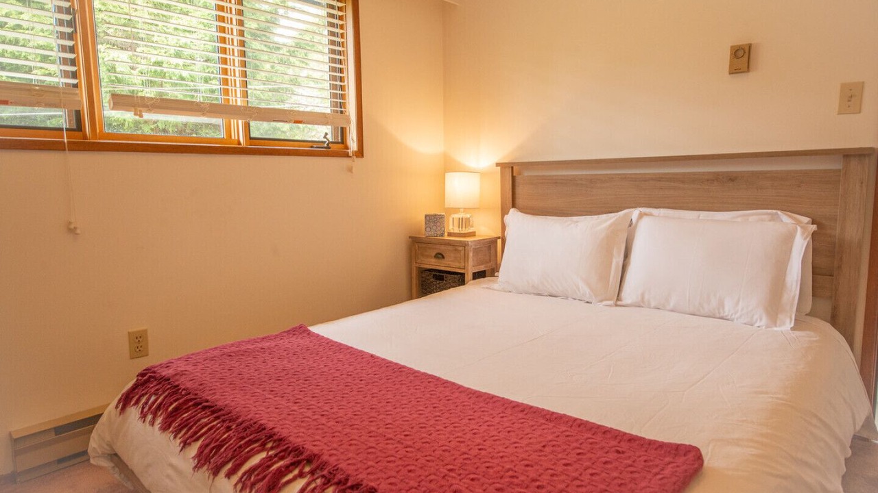 Photo of Bedroom in Sooke