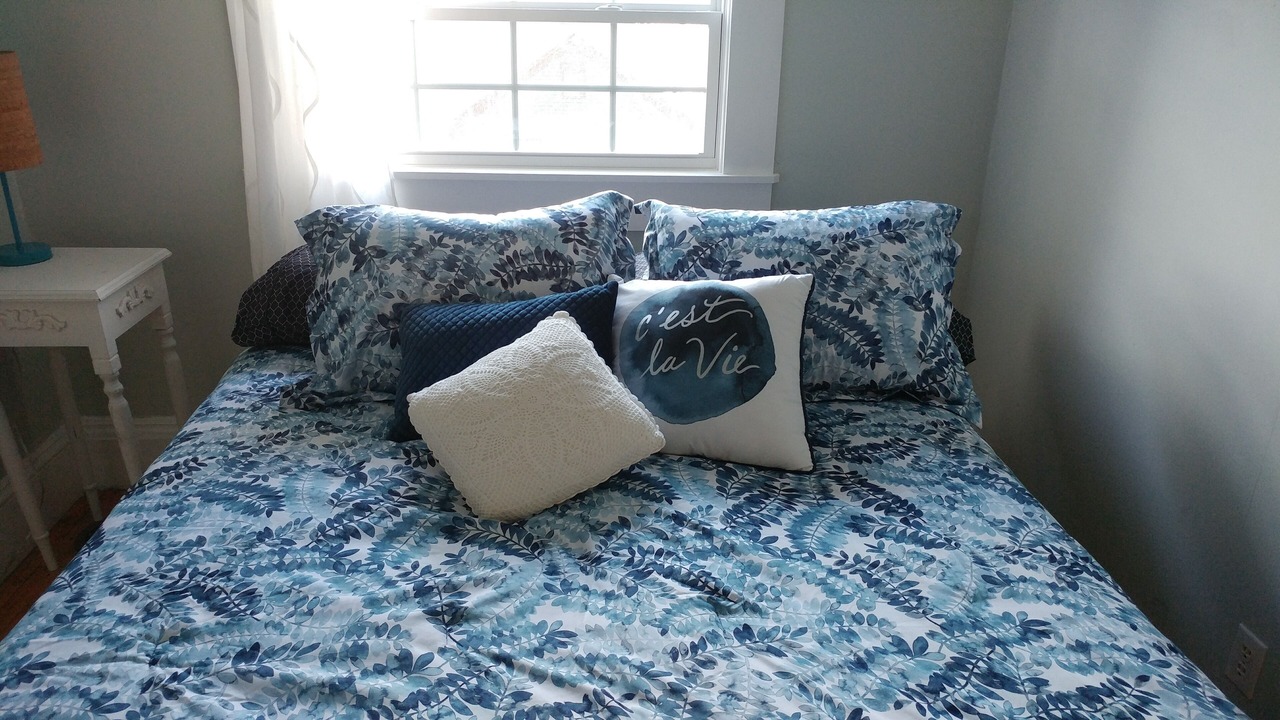 Photo of Bedroom in Shelburne