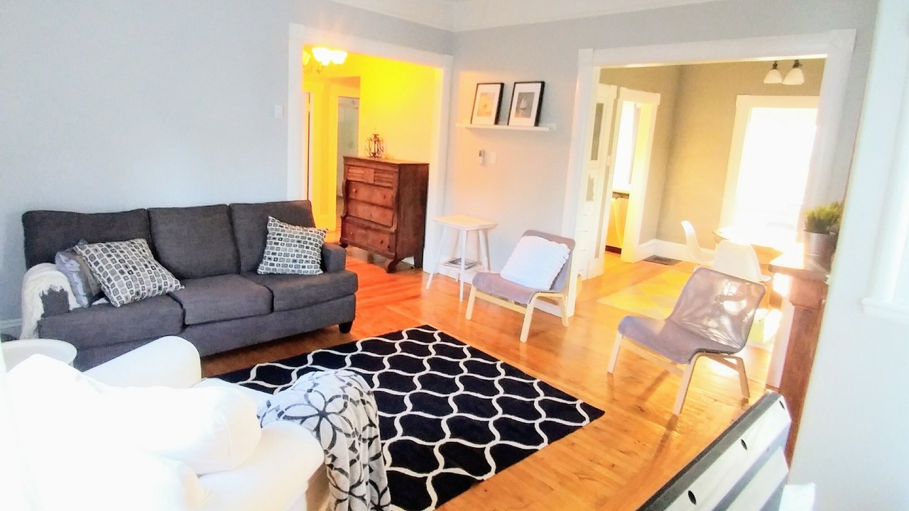 Photo of Livingroom in Shelburne