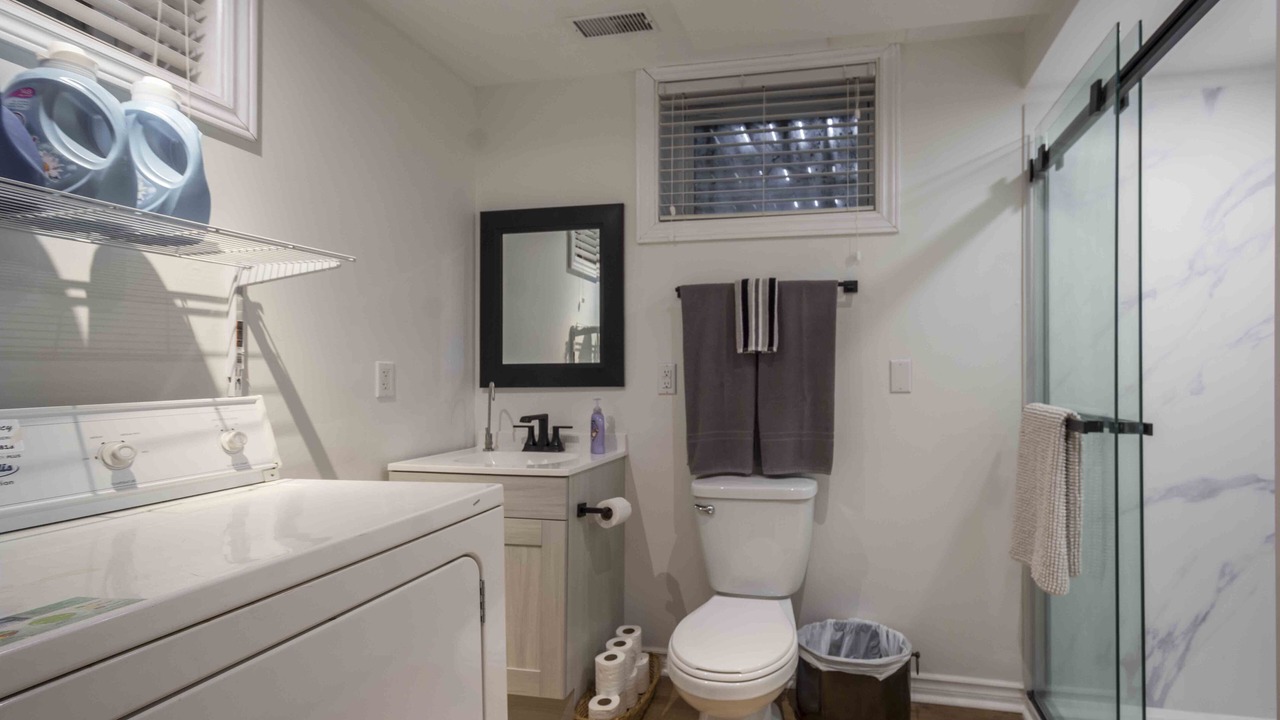 Photo of Bathroom in Adolphustown