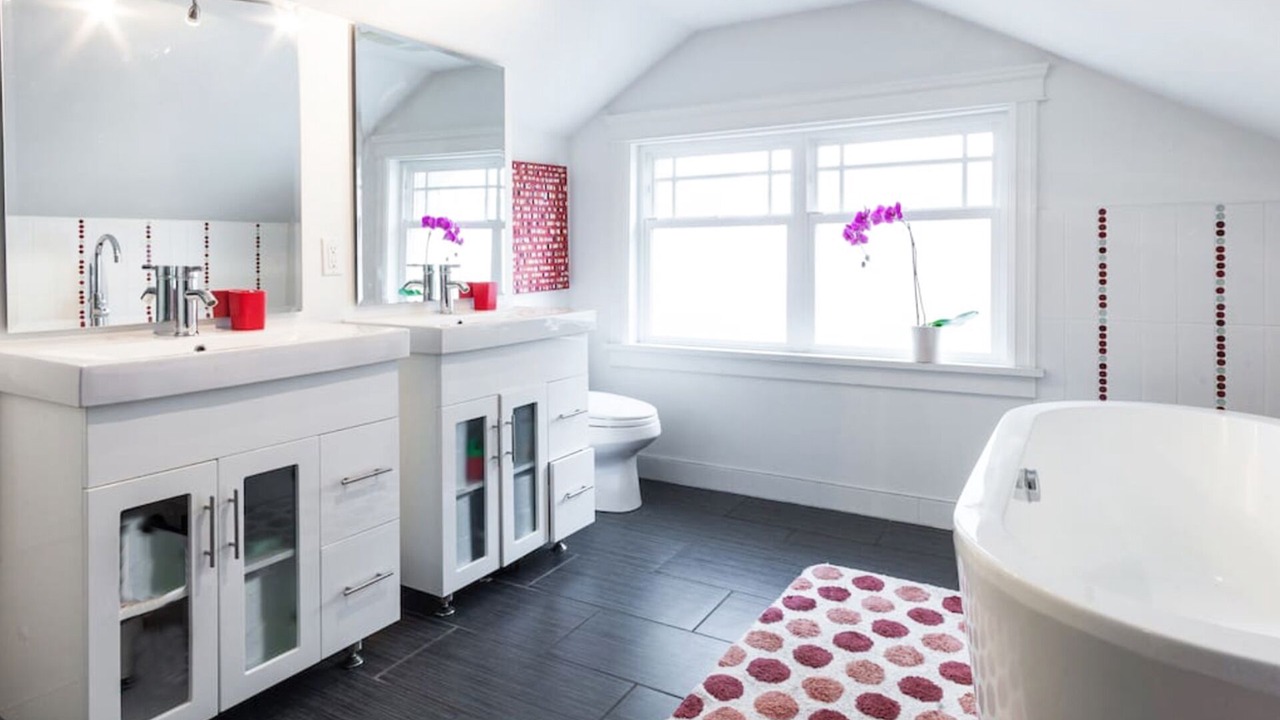 Photo of Bathroom in Kitsilano
