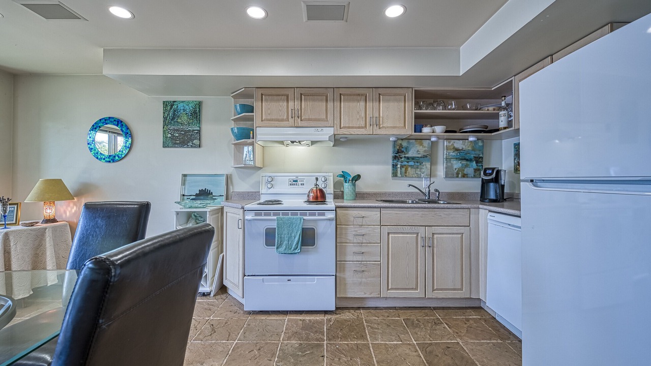 Photo of Kitchen in District of North Vancouver