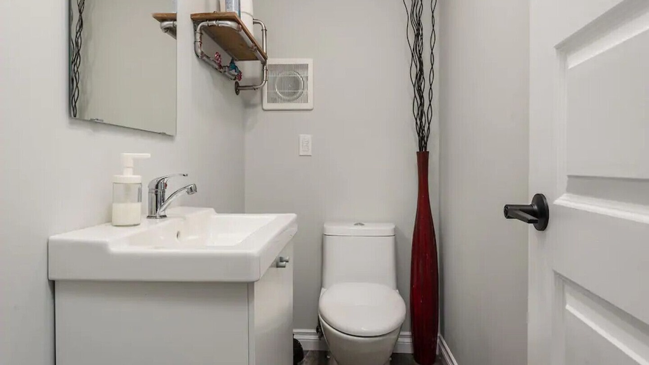 Photo of Bathroom in Cote-Saint-Paul