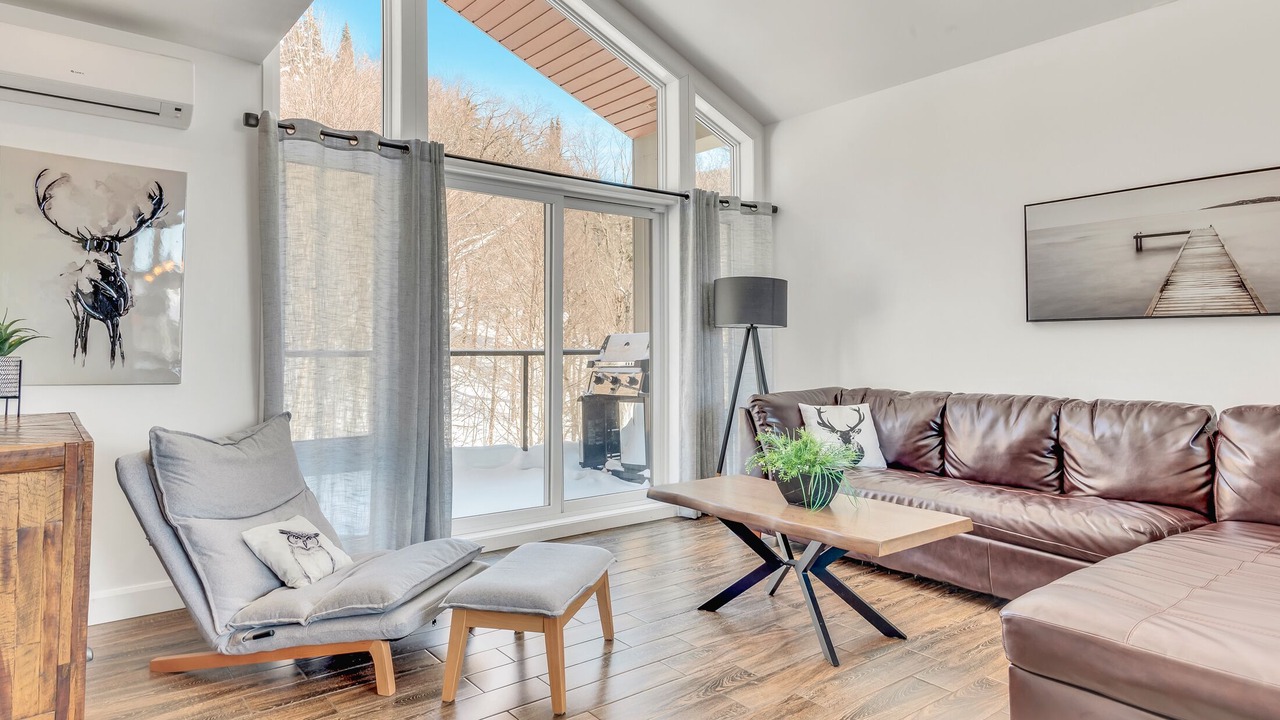 Photo of Livingroom in Stoneham