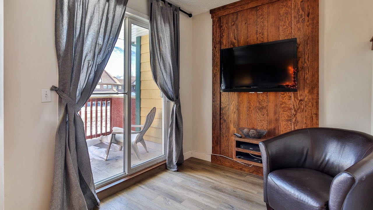 Photo of Patio Balcony in Canmore