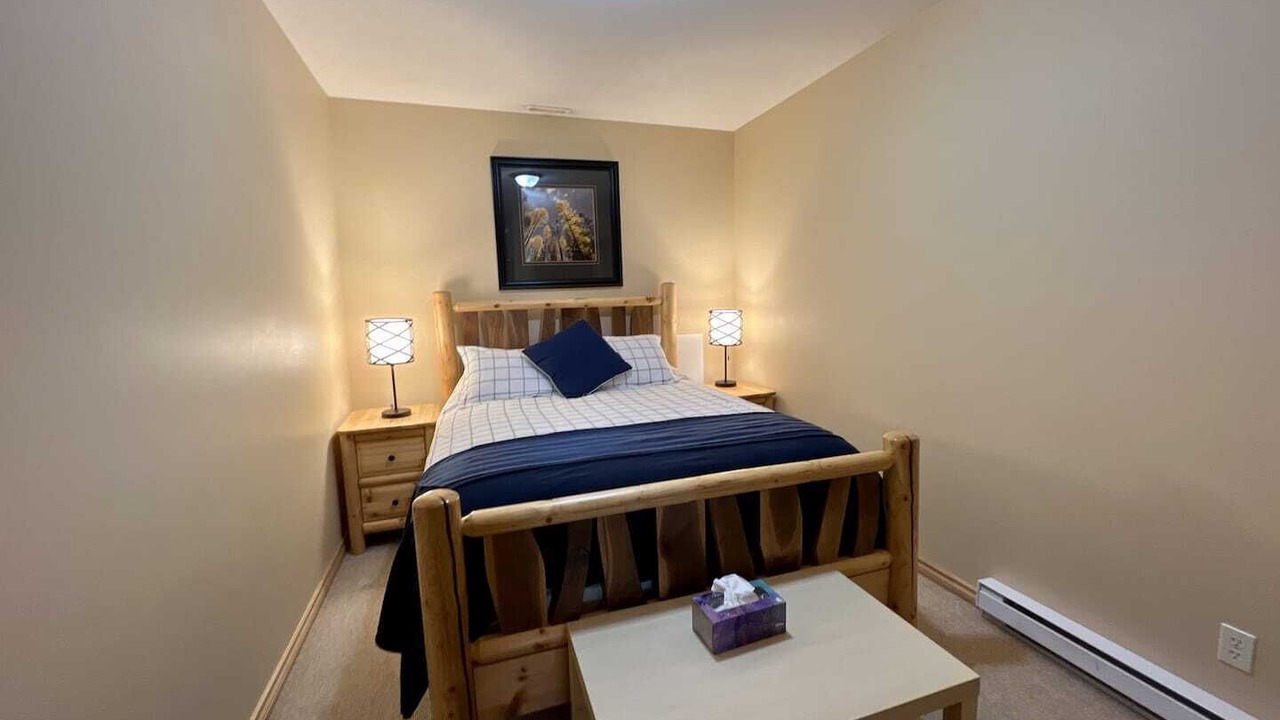 Photo of Bedroom in East Kootenay