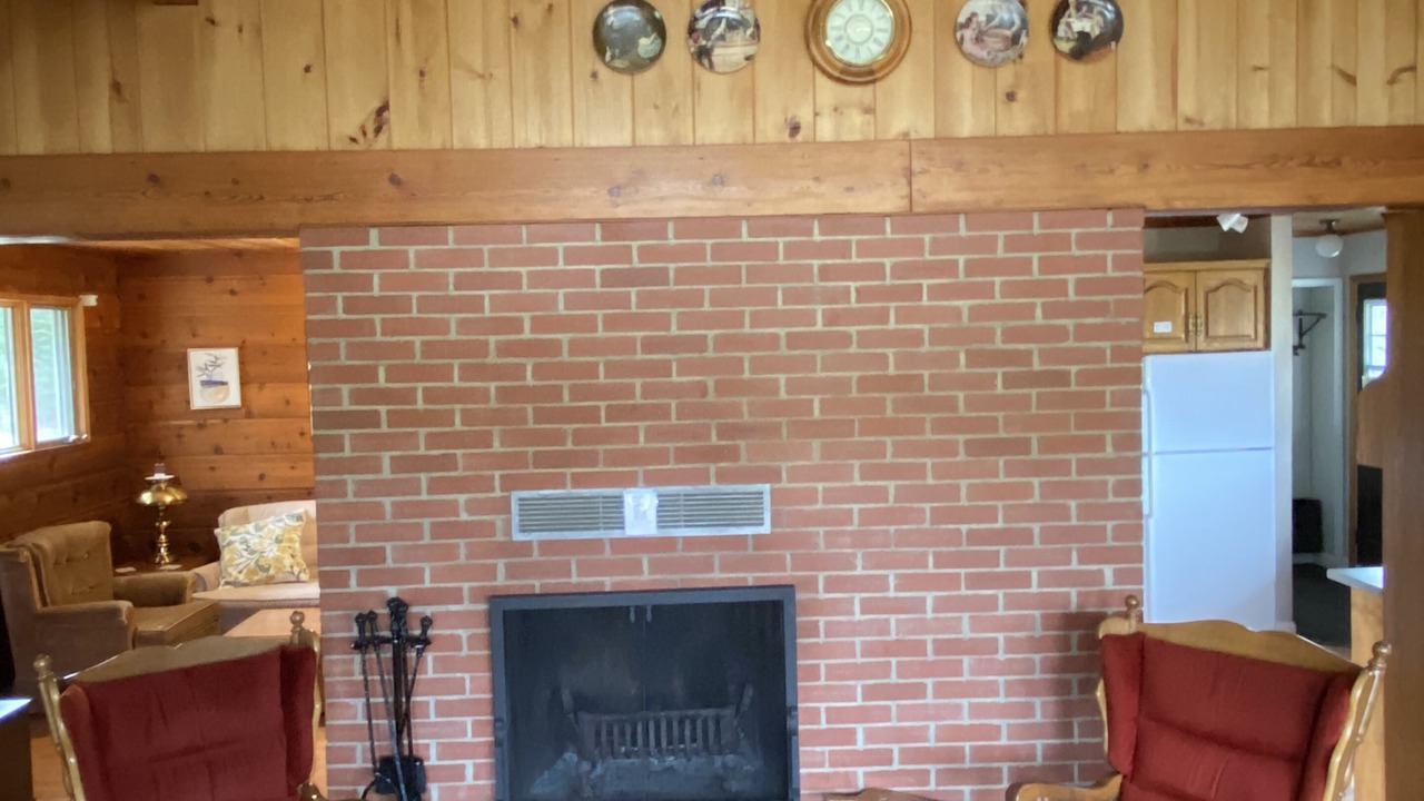 Photo of Livingroom in Victoria Beach
