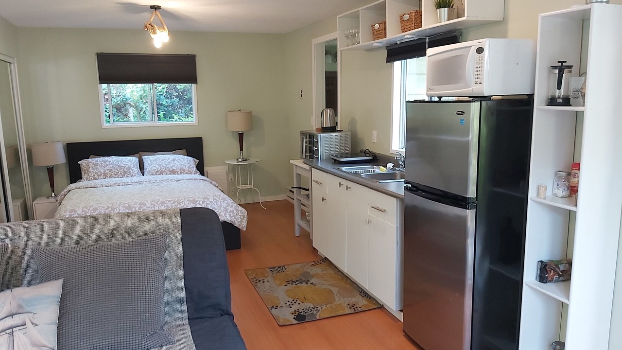Photo of Bedroom in Madeira Park