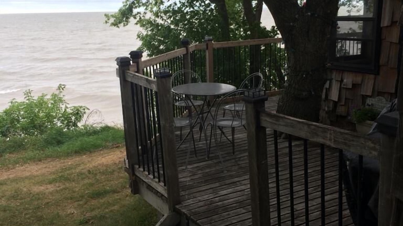 Photo of Patio Balcony in Grand Beach
