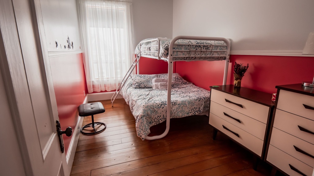 Photo of Bedroom in St-Augustin-de-Woburn