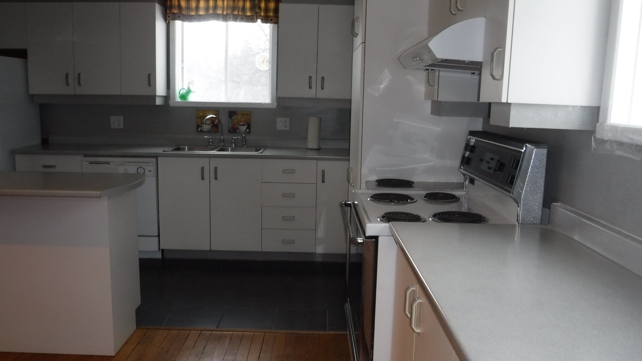 Photo of Kitchen in St-Augustin-de-Woburn