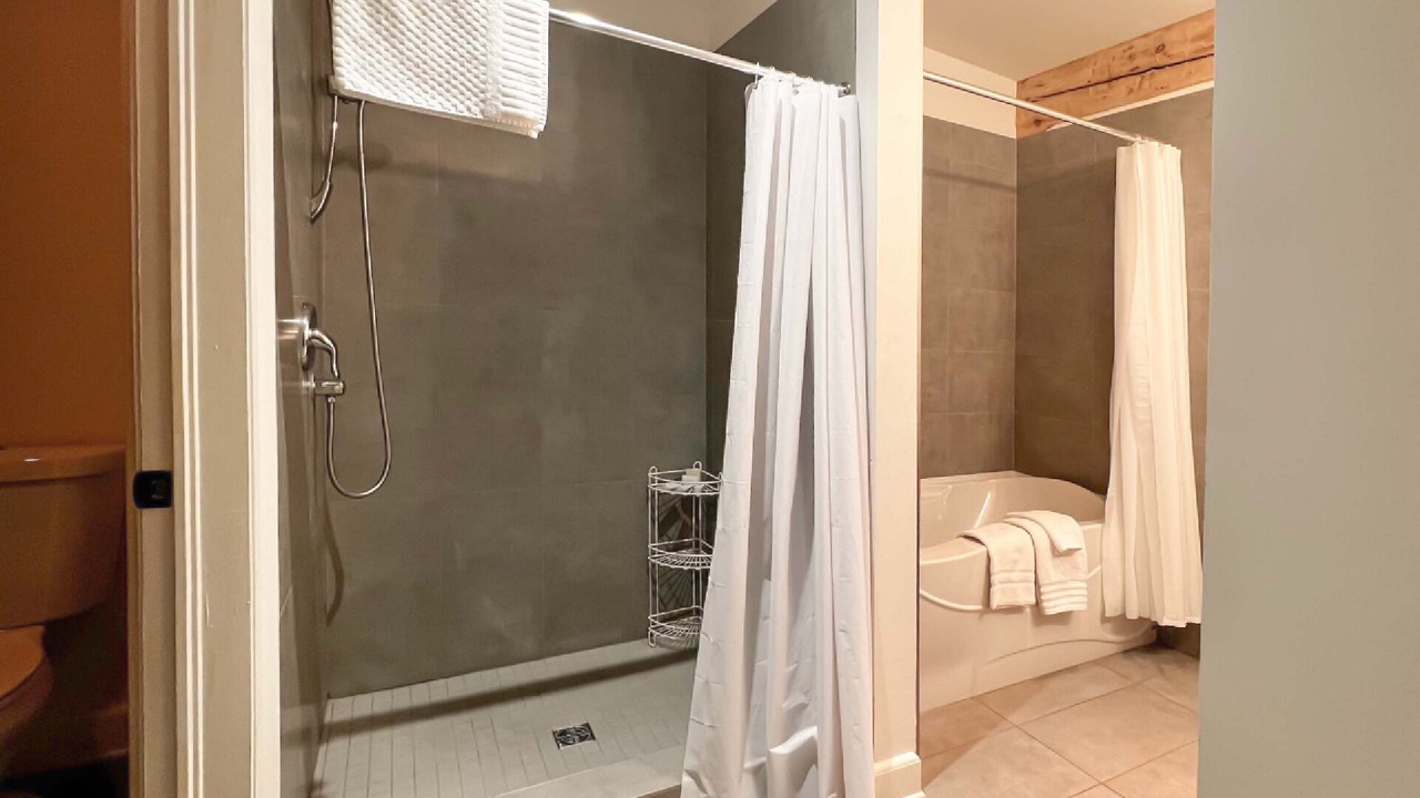 Photo of Bathroom in Lower Town
