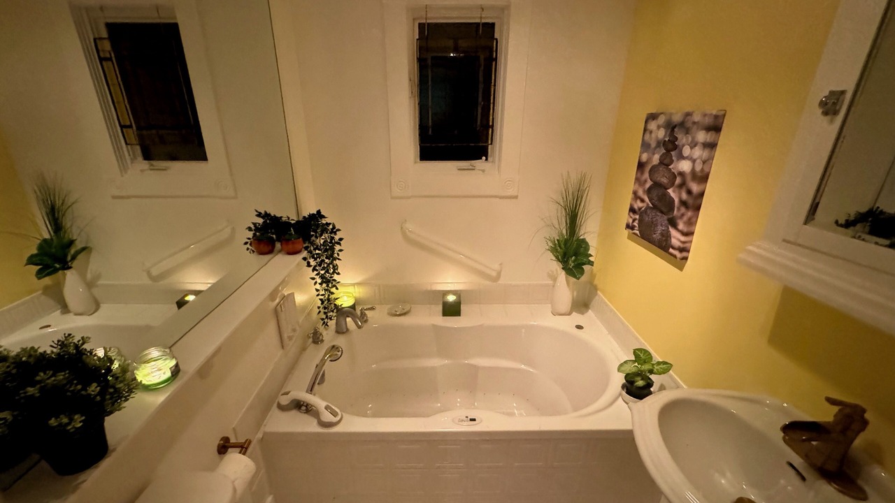 Photo of Bathroom in Lower Ohio