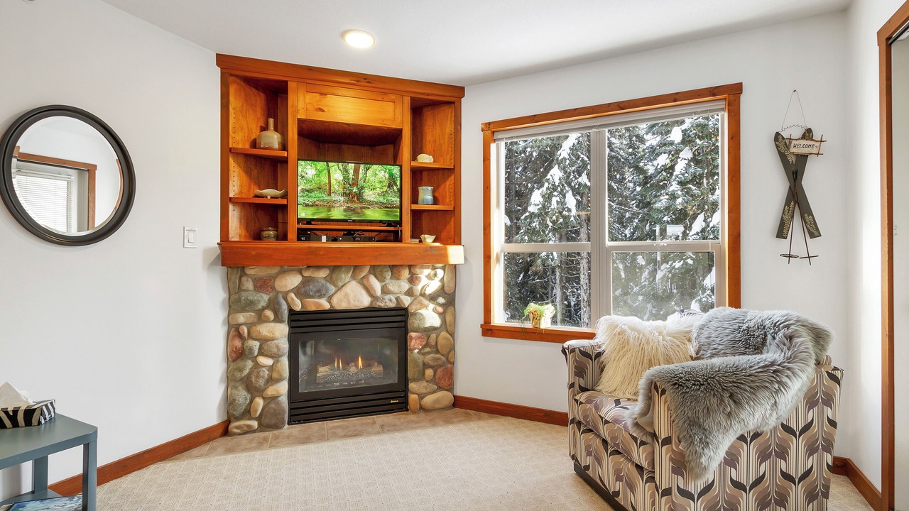 Photo of Livingroom in Silver Star Mountain