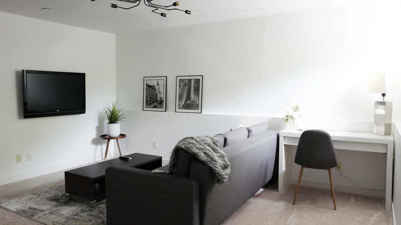 Photo of Livingroom in Kitsilano