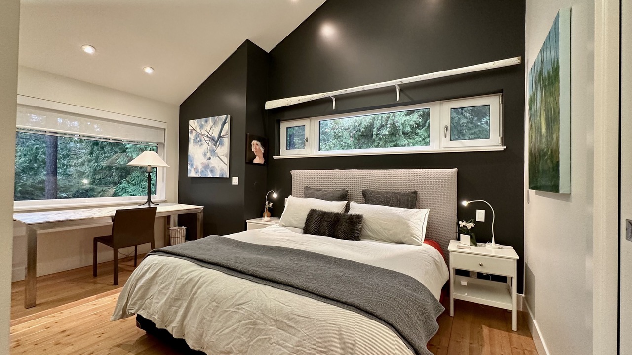 Photo of Bedroom in Bowen Island