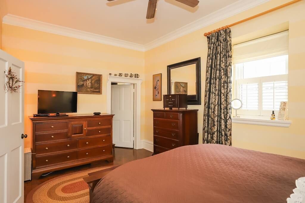 Photo of Bedroom in Old Town Historic District