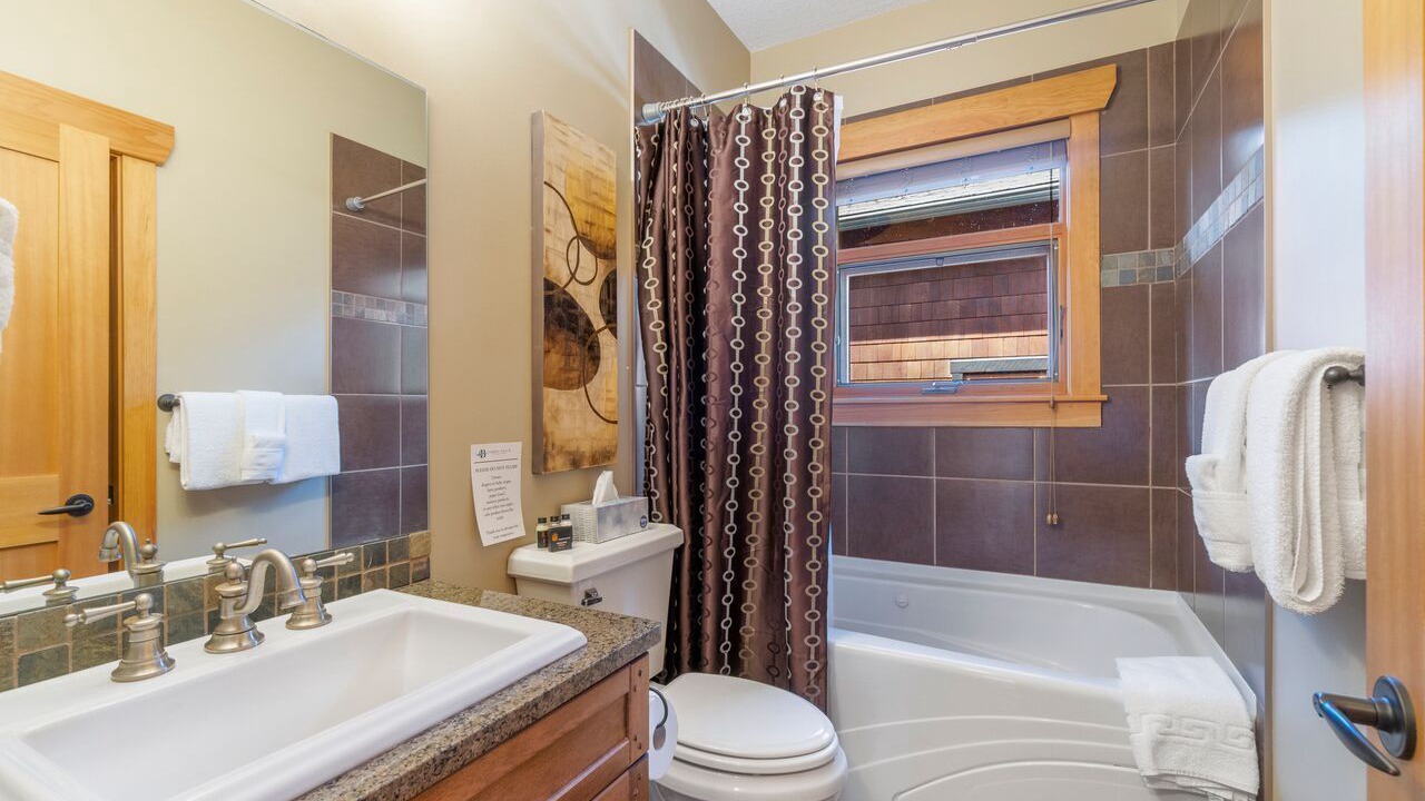 Photo of Bathroom in Blind Bay