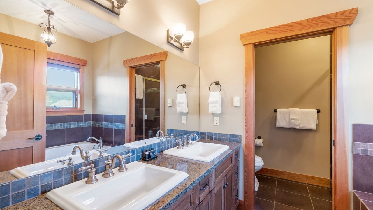 Photo of Bathroom in Blind Bay
