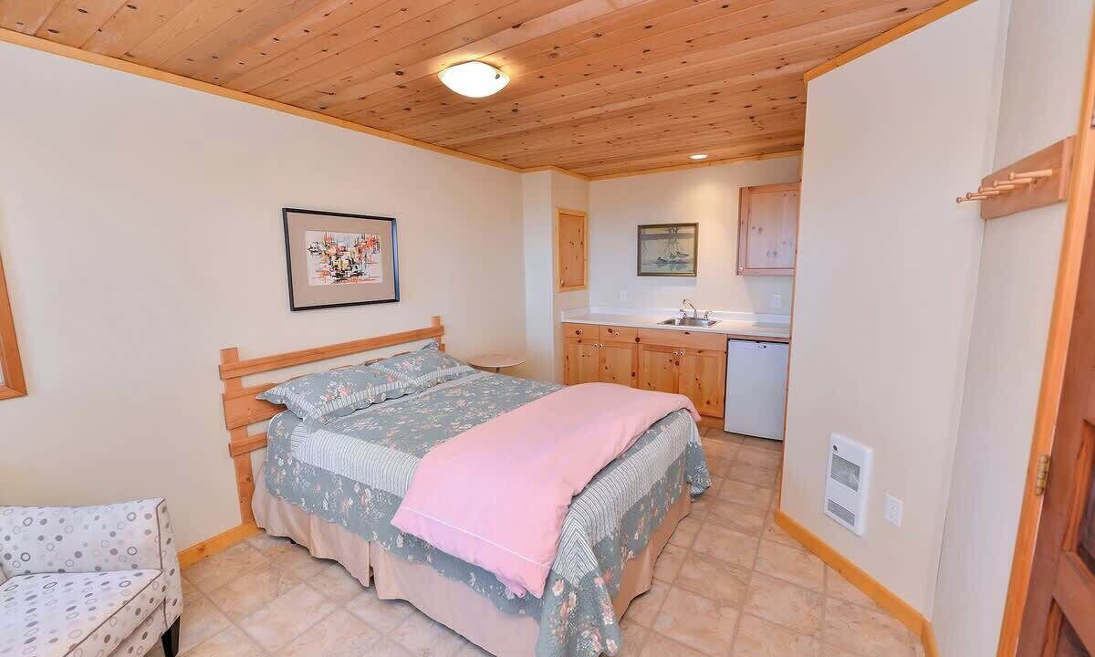 Photo of Bathroom in Comox