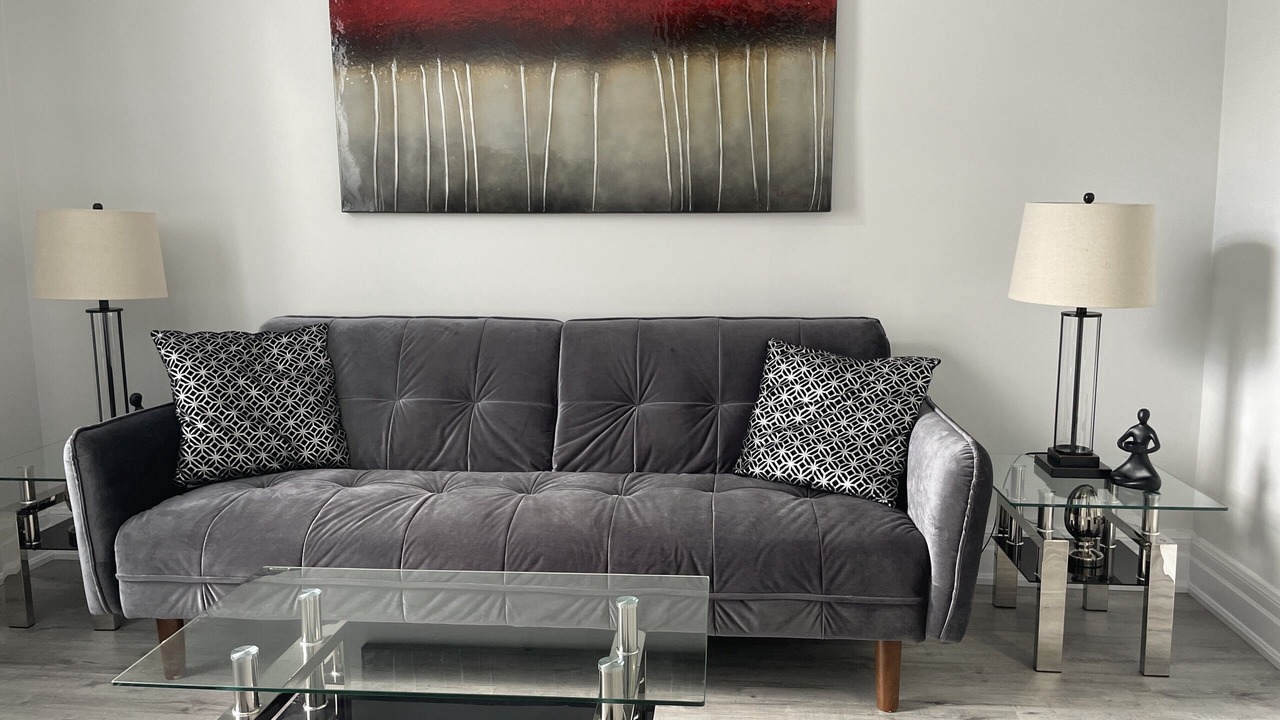 Photo of Livingroom in Niagara Falls