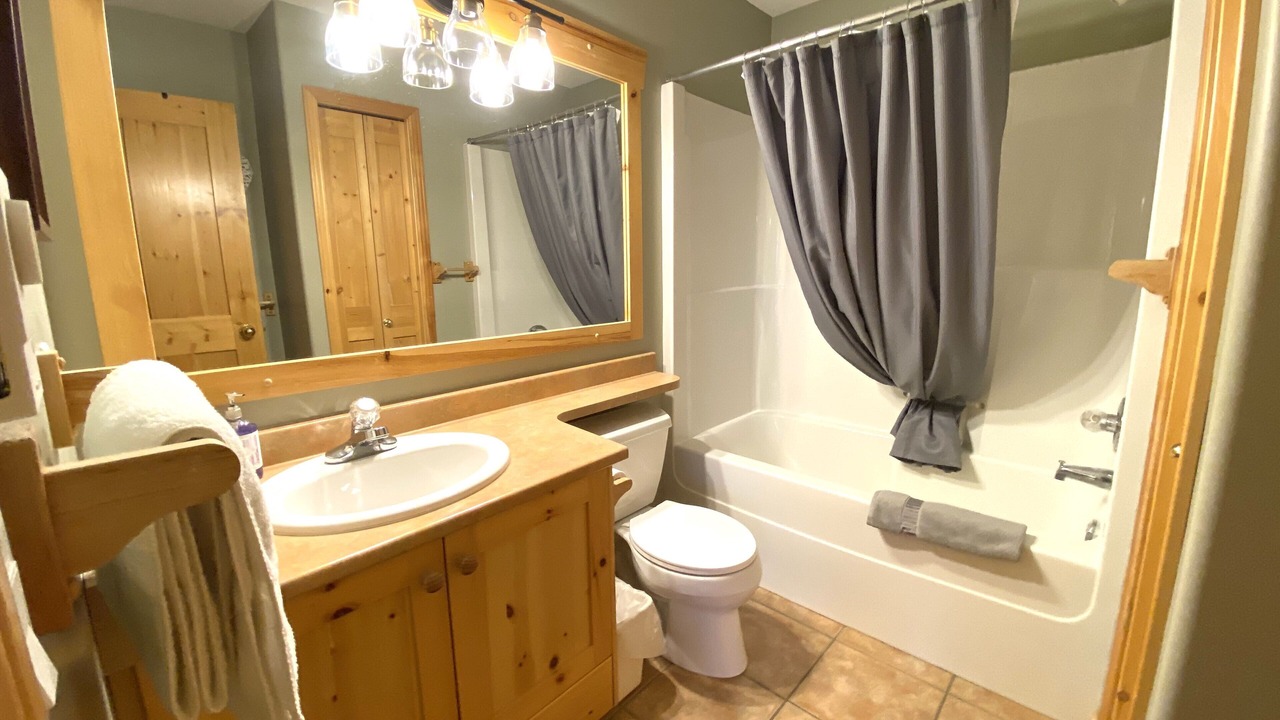 Photo of Bathroom in Sun Peaks