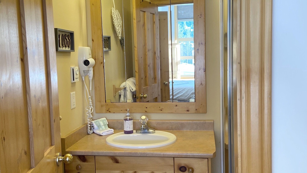 Photo of Bathroom in Sun Peaks