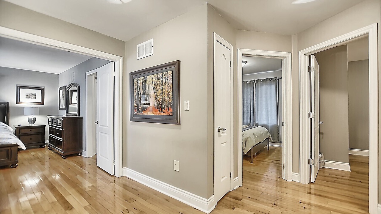 Photo of Bedroom in Alcona