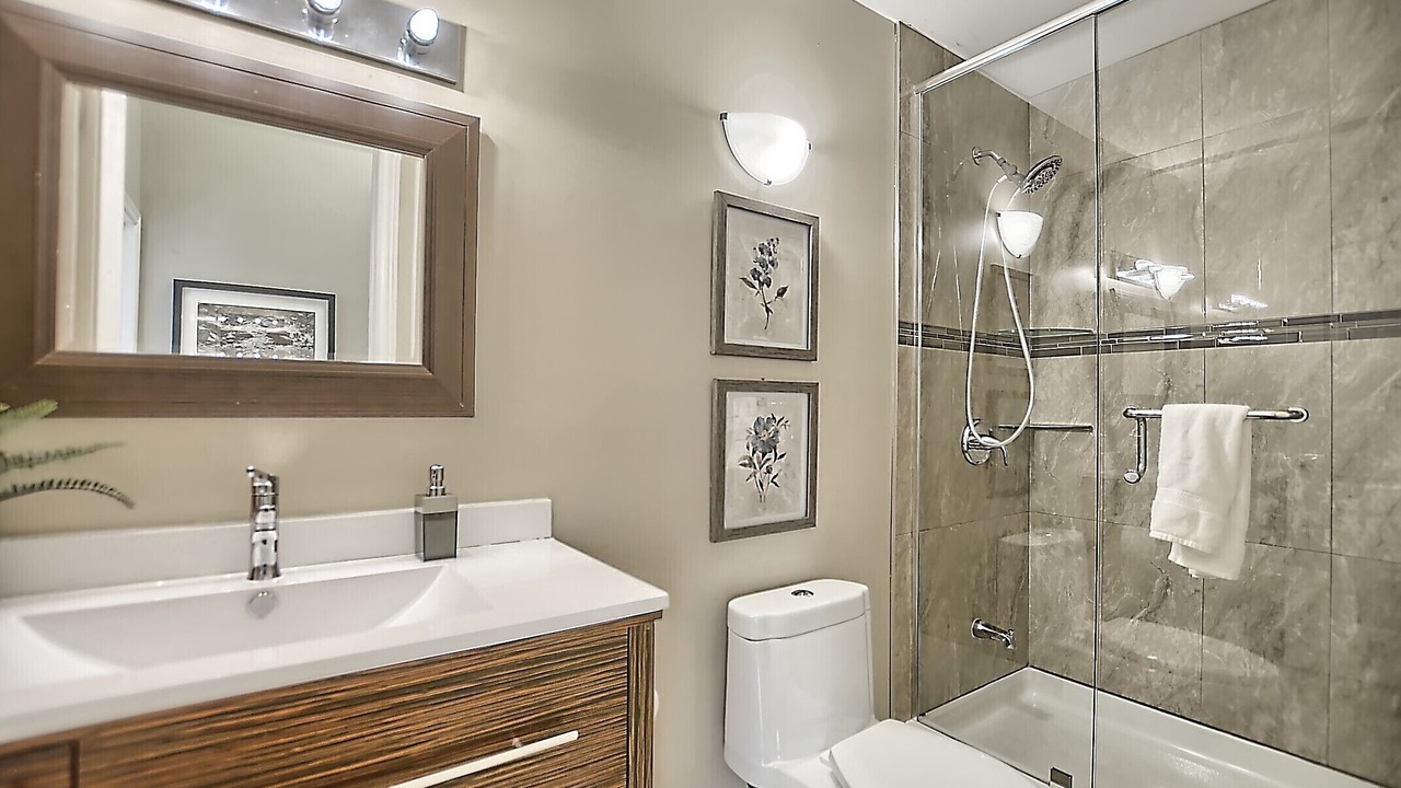 Photo of Bathroom in Alcona