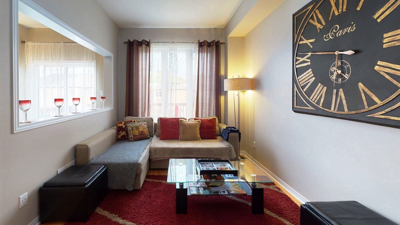 Photo of Livingroom in Vaughan