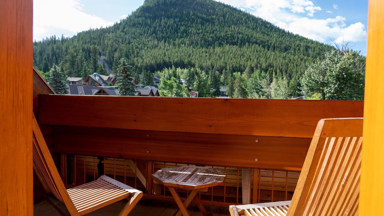 Photo of Patio Balcony in Banff