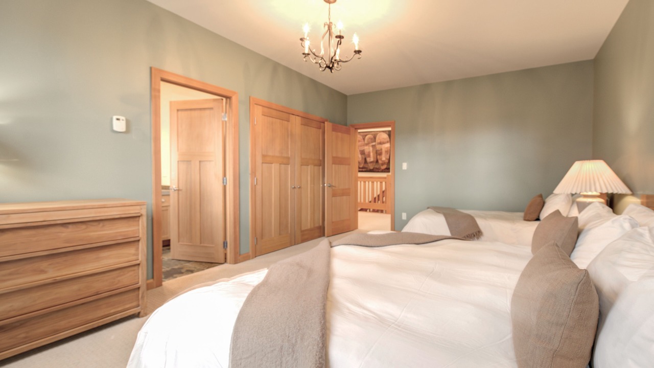 Photo of Bedroom in Golden