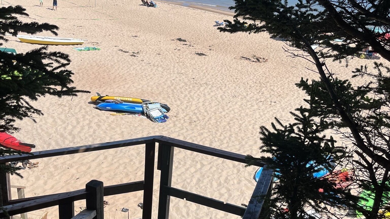 Photo of Others in Red Point