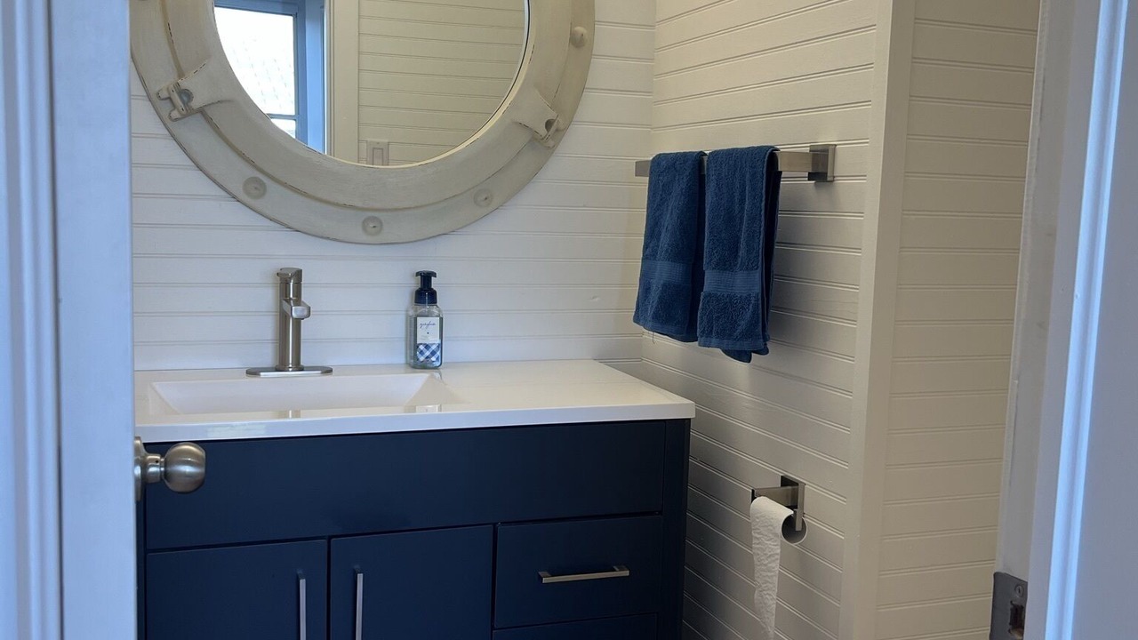 Photo of Bathroom in Red Point