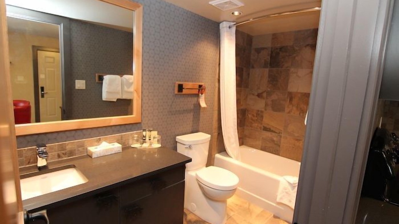 Photo of Bathroom in Banff