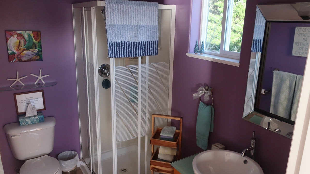 Photo of Bathroom in Otter Point