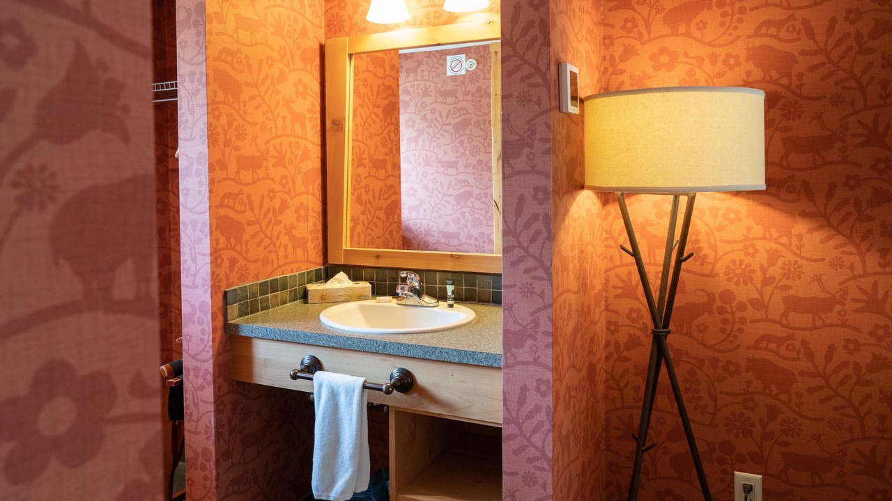 Photo of Bathroom in Banff