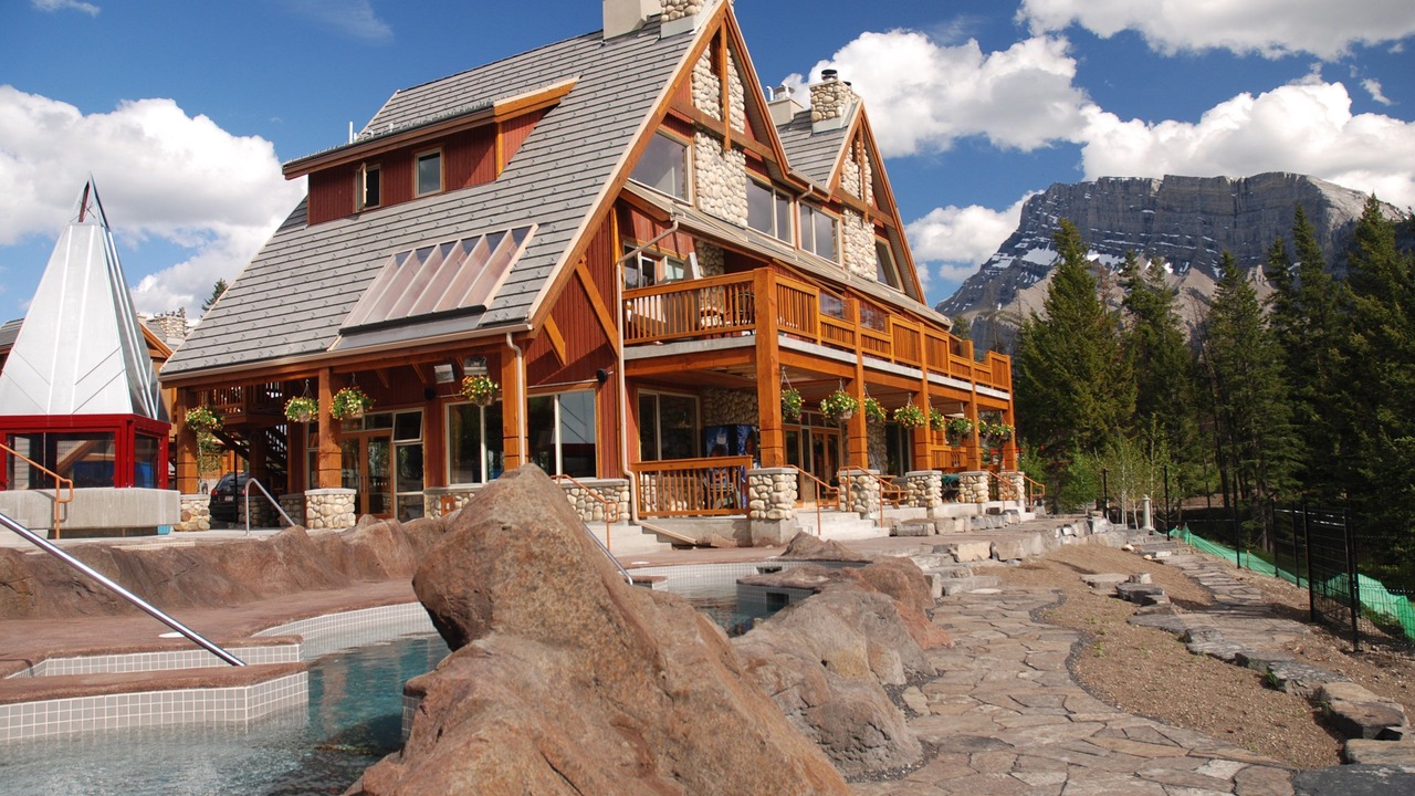 Photo of Others in Banff