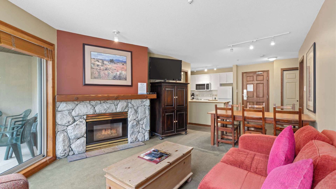 Photo of Livingroom in Upper Village