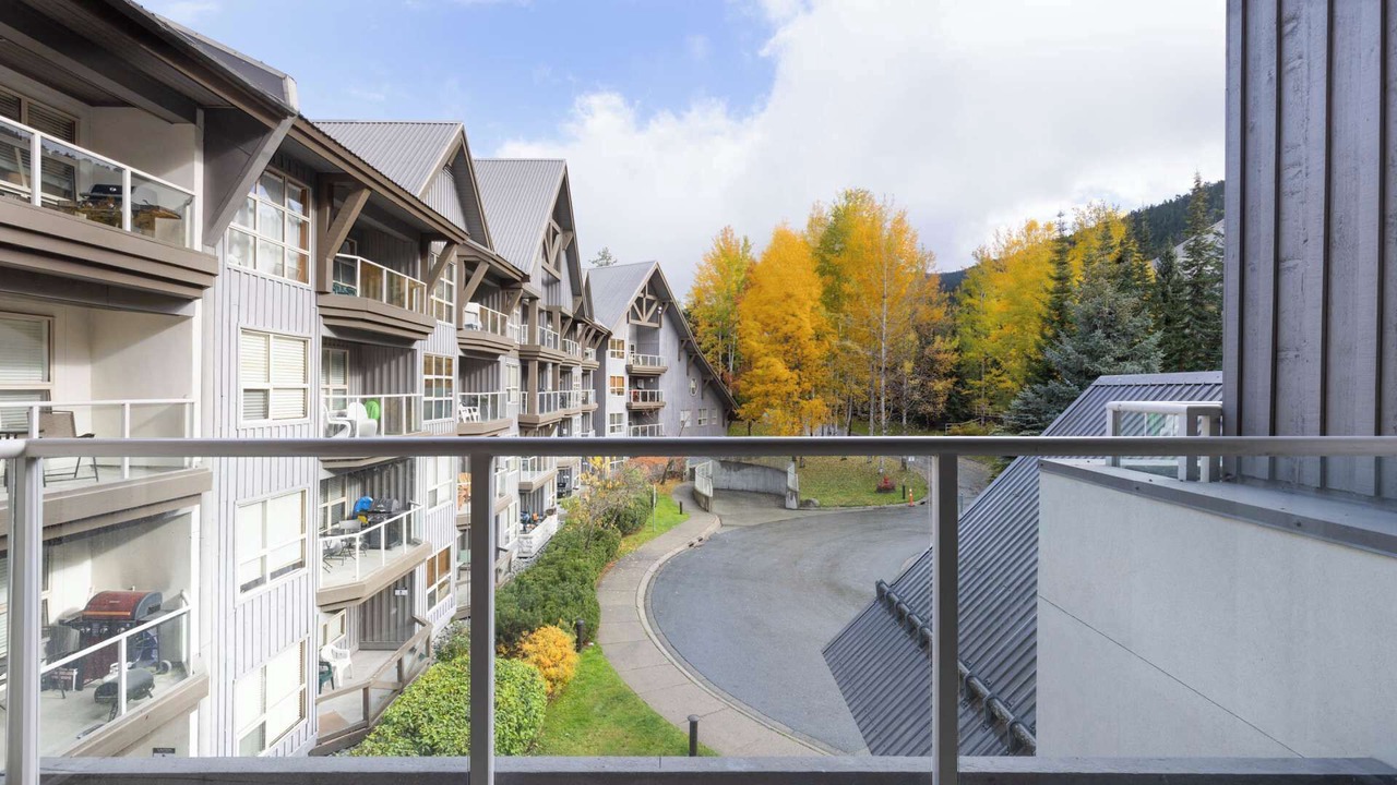 Photo of Outdoor in Upper Village