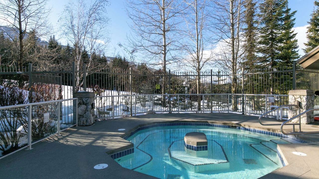 Photo of Outdoor in Upper Village