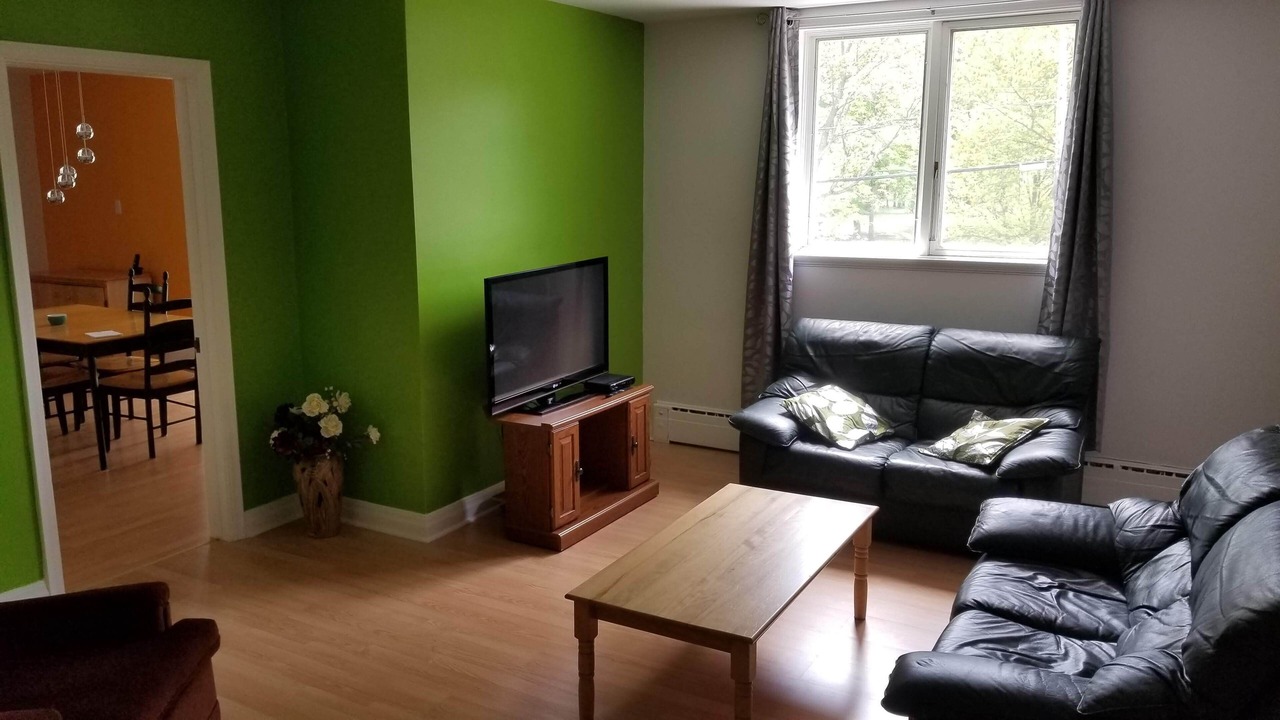 Photo of Livingroom in Montcalm