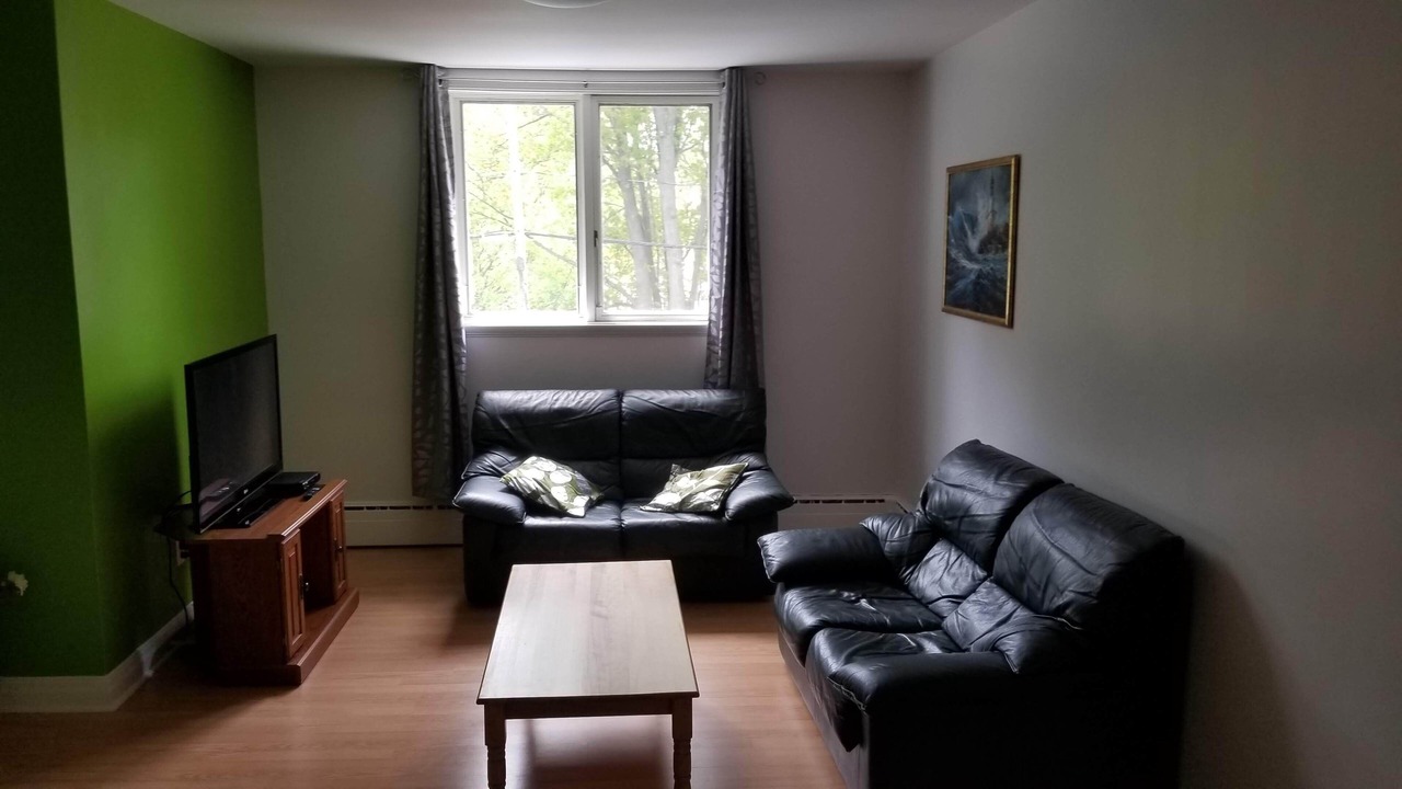 Photo of Livingroom in Montcalm